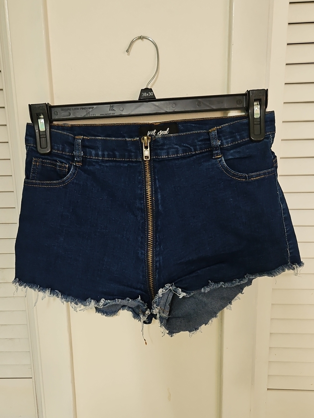 Wet Seal Navy Blue High-Rise Zip-Front Denim Shorts